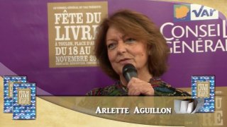 Aguillon Arlette Face Caméra fête du livre de Toulon 2011 CG83